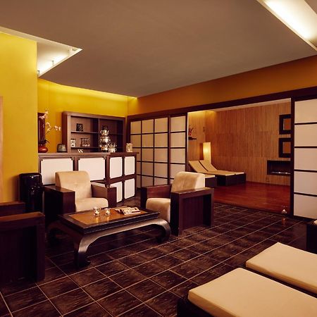Holiday Resort Van Der Valk, Linstow Dobbin-Linstow Bagian luar foto