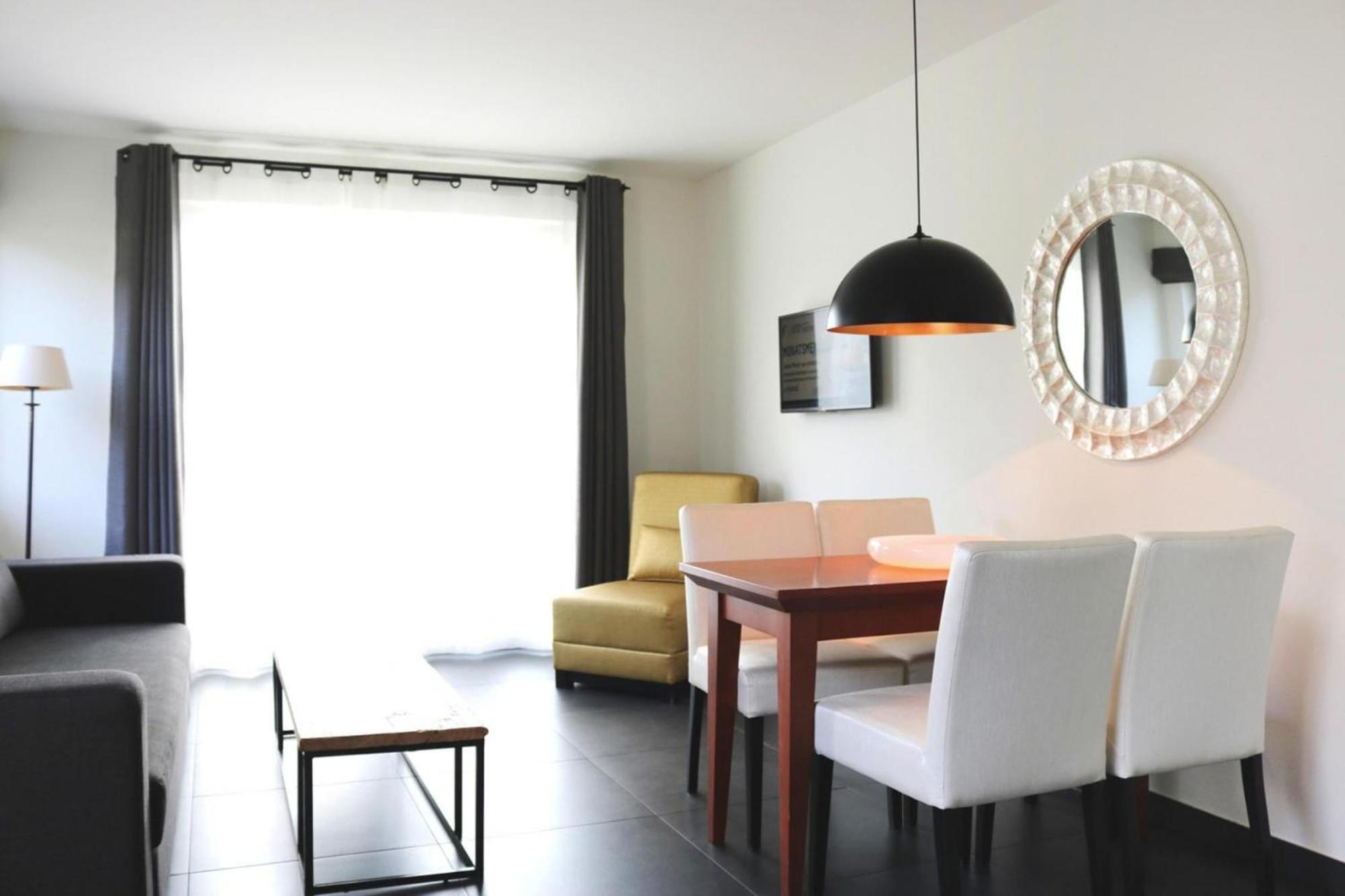 Holiday Resort Van Der Valk, Linstow Dobbin-Linstow Bagian luar foto